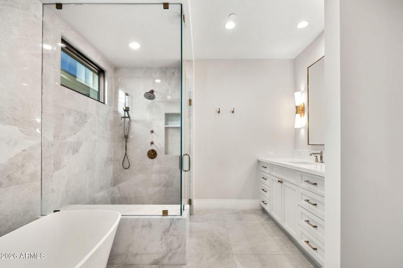 48-web-or-mls-4863-ascent-dr