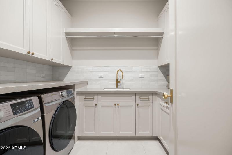 52-web-or-mls-4863-ascent-dr