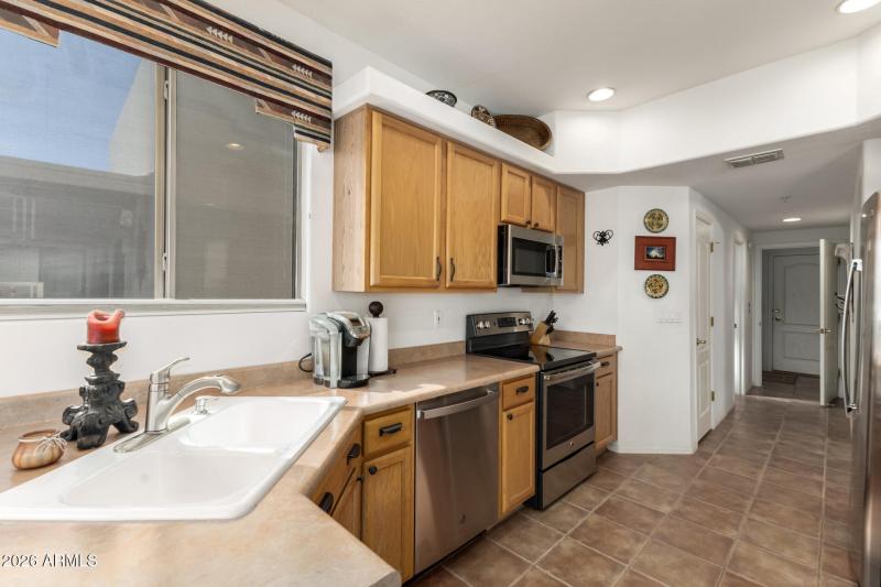 Lots of Counter Space