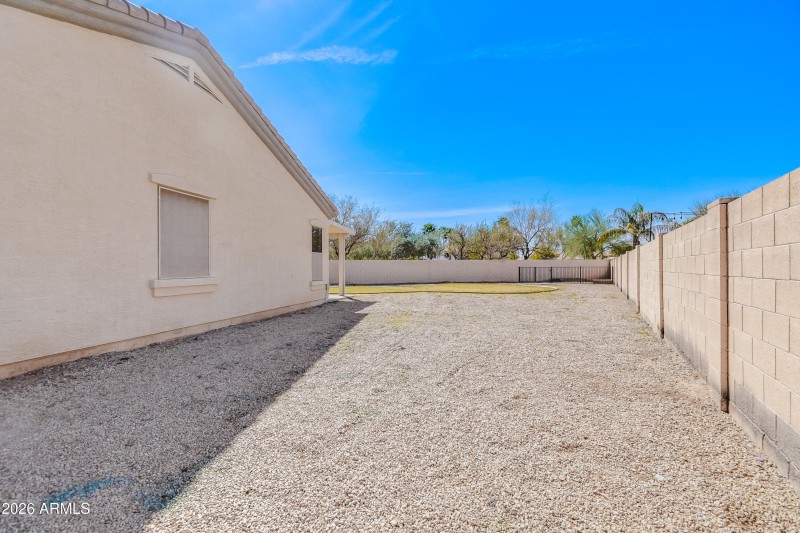 Almost 100ft to Fence