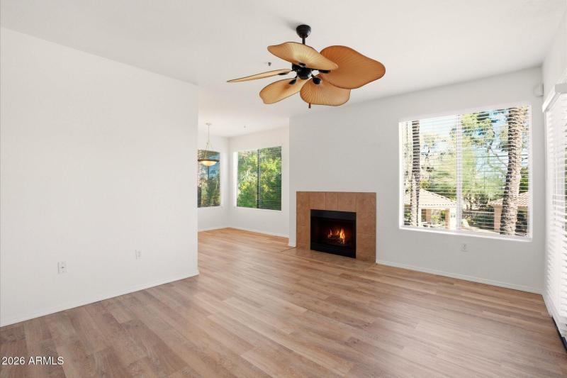 4925 E Desert Cove_235