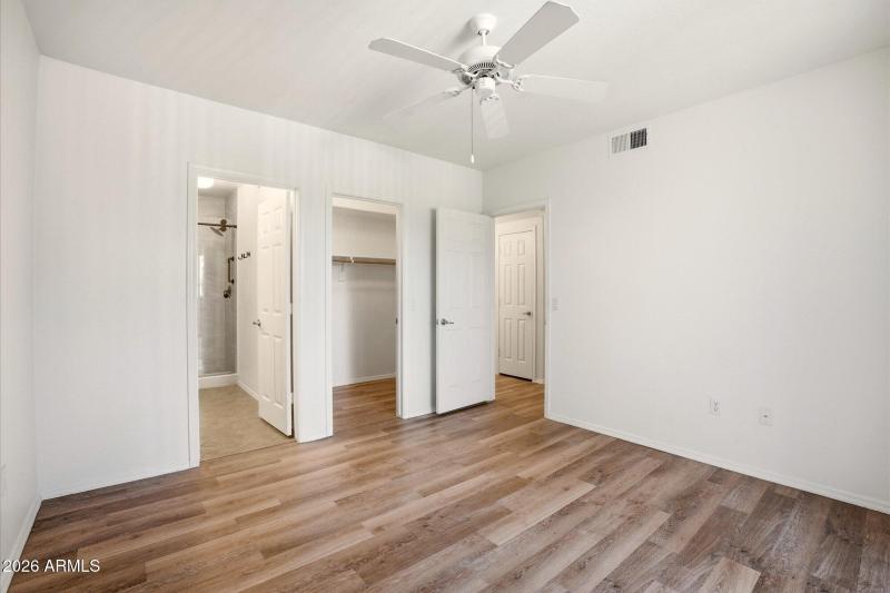 4925 E Desert Cove_235