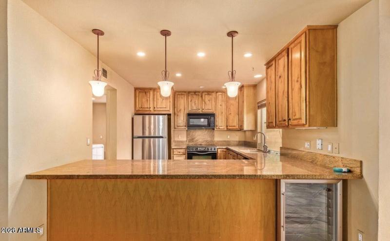 20230524221615657602000000-o