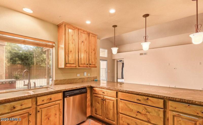 20230524221611490566000000-o