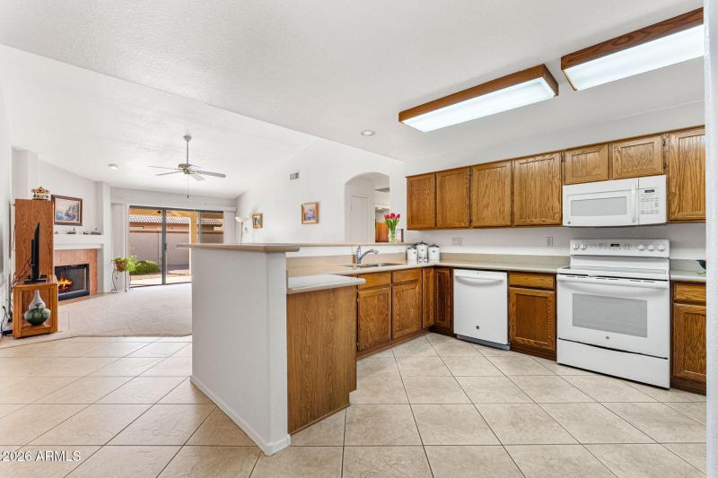 Open Floor Plan into Family Rm