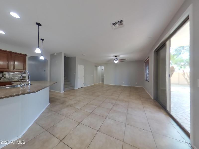 3_pc_hAvN9AN5Do_oCJpZ4Zafi_layout_1