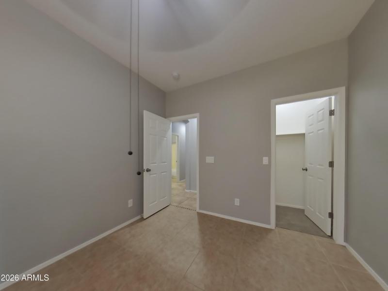 12_pc_vUeQukBQx2_eXmNBGWmfE_layout_0