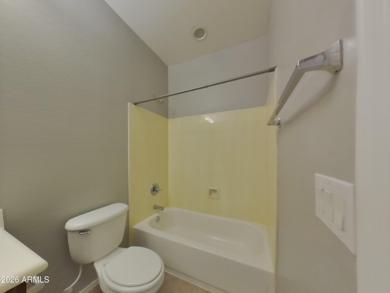 19_pc_iNs4eEMjIZ_SWH5GLGJTB_layout_0