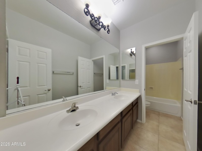 21_pc_IpdZfMv67p_lD4WIlggAN_layout_0