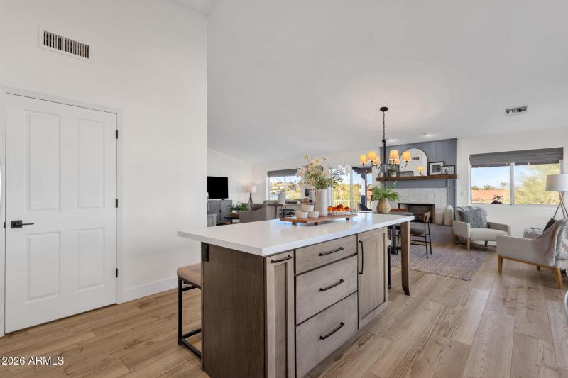 15-web-or-mls-16310-e-bainbridge-ave