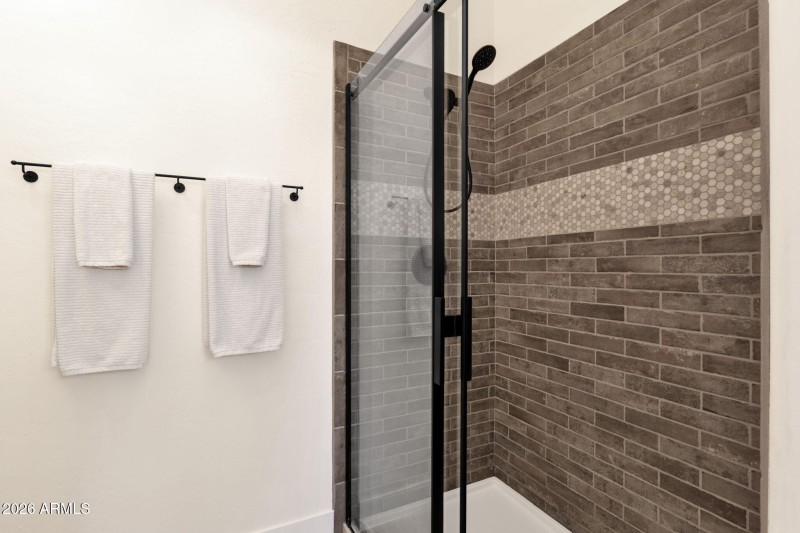 28-web-or-mls-16310-e-bainbridge-ave