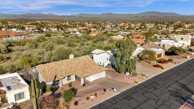 51-web-or-mls-16310-e-bainbridge-ave