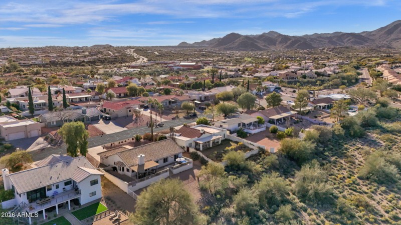 57-web-or-mls-16310-e-bainbridge-ave