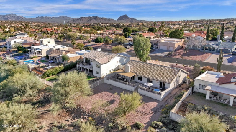 60-web-or-mls-16310-e-bainbridge-ave