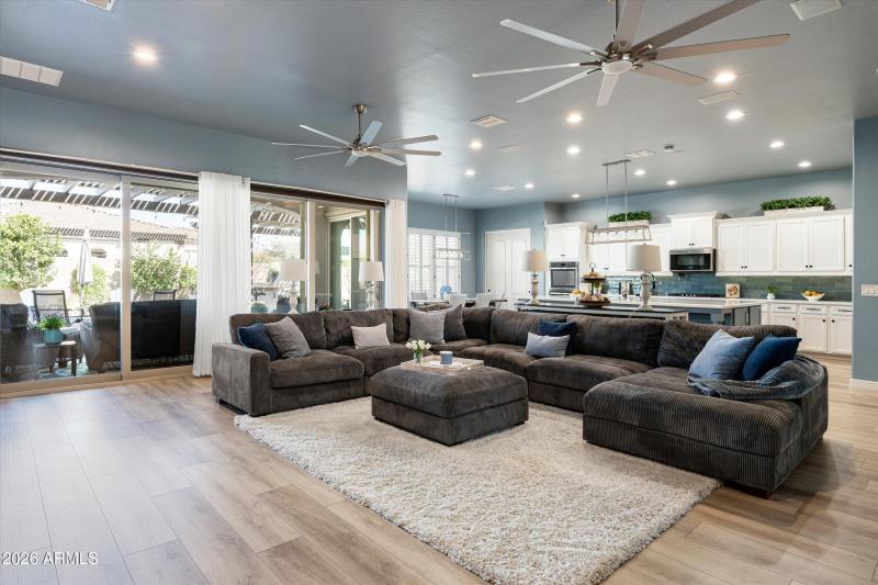 06--22266 E Sentiero Dr (4 of 57)