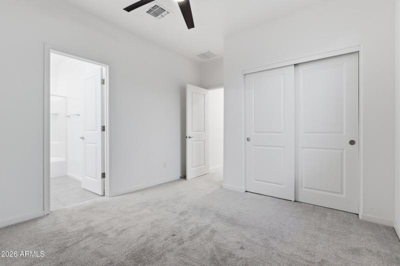 Upstairs Private Ensuite Guest Bedroom