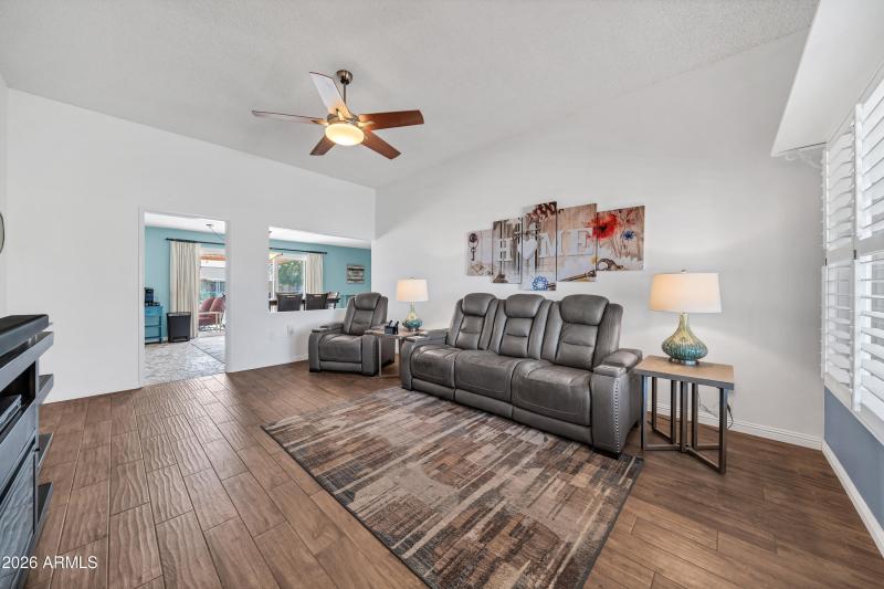 9605 W Hidden Valley Cir N-8