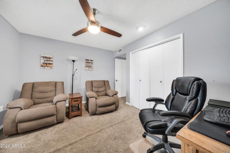 9605 W Hidden Valley Cir N-11