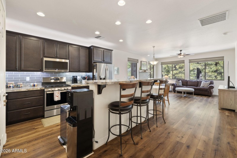 10-web-or-mls-FA9A7607