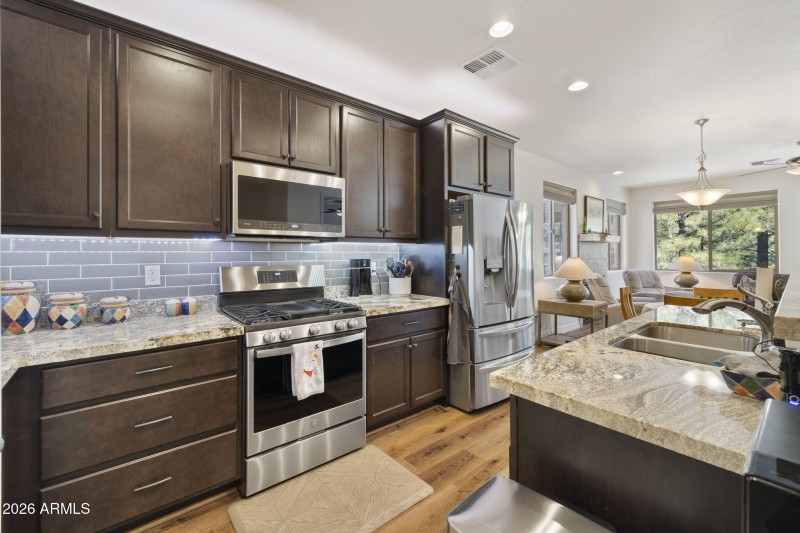 11-web-or-mls-FA9A7612