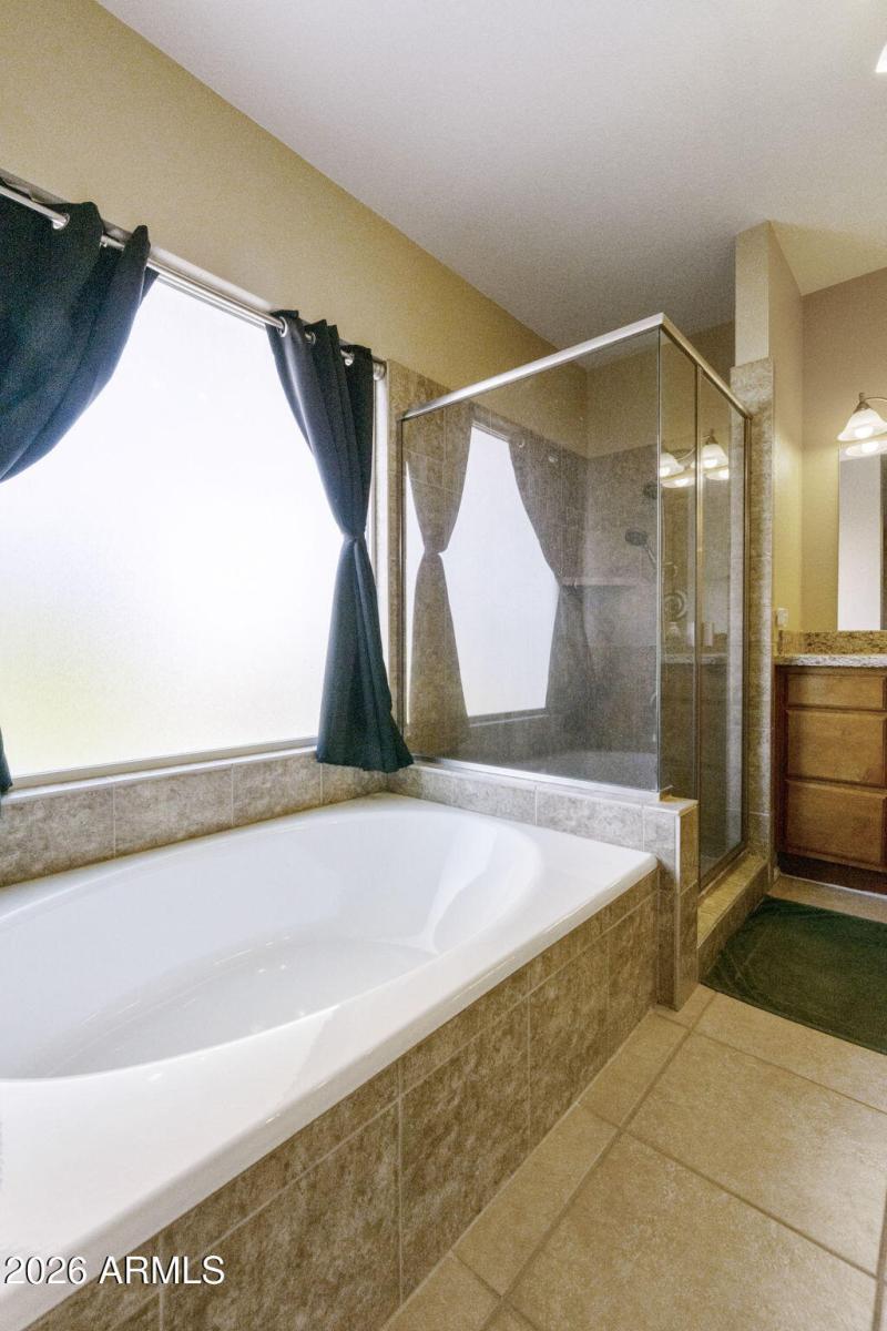 25-web-or-mls-DLB_7640