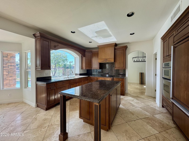 6848A12A-DCC8-42C7-944B-E58EDBB46C4A