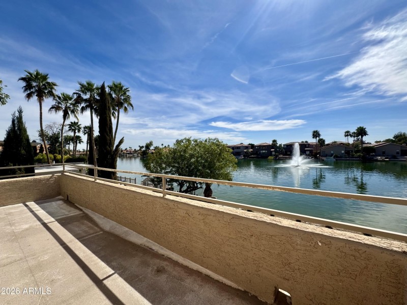 2B2ACC30-FDD2-4D71-AFC1-2282B8748E33