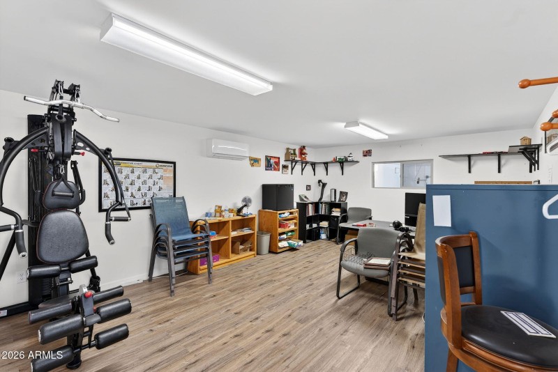 RV Garage Bonus Room/Office