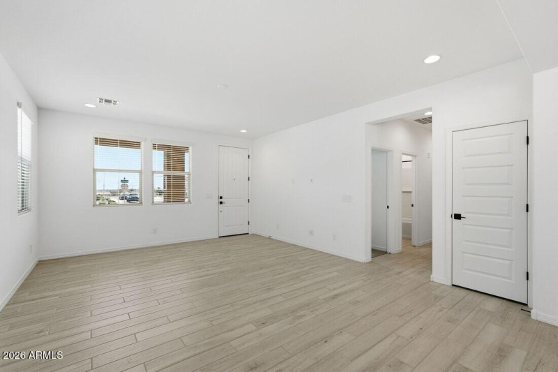 hj-az-phoenix-parkside-villas-cc-rm1-lot