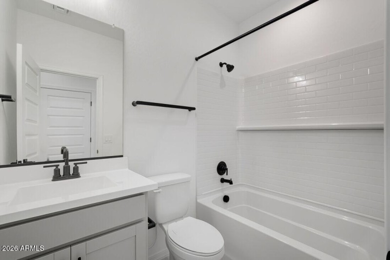 hj-az-phoenix-parkside-villas-cc-rm1-lot