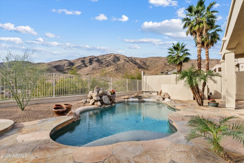 Plus Tranquil Water Feature