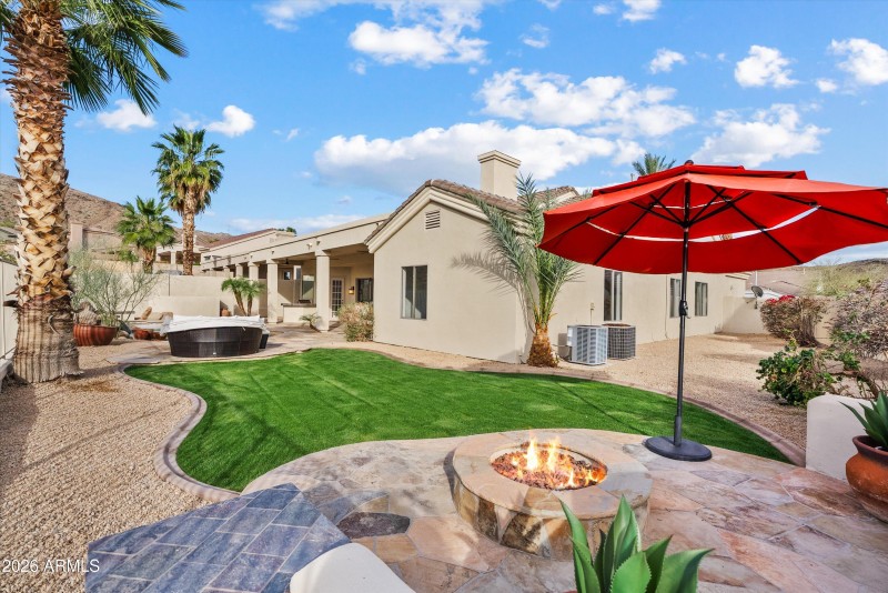 Extra Wide Side Yard