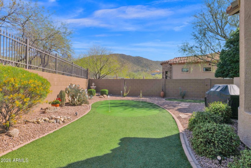 Lovely turf putting green