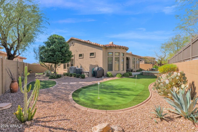 Lovely turf putting green
