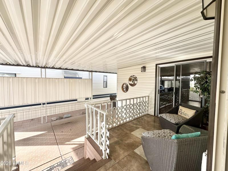 SLIDER TO AZ ROOM OFF DECK