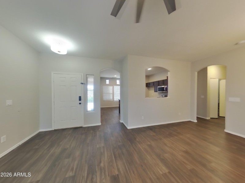 2_pc_TrFXG4uIt5_XhAKYpTlpb_layout_1