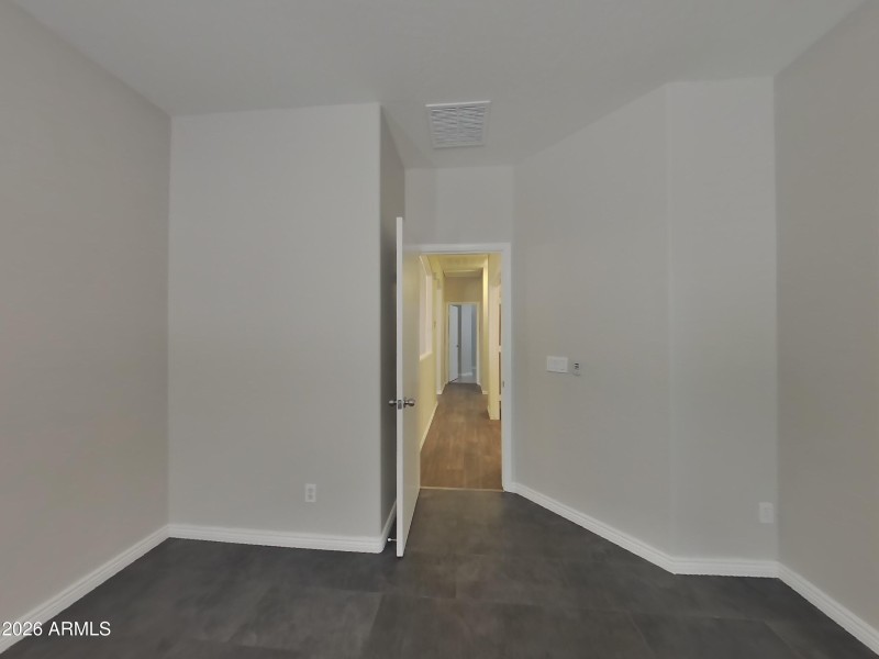 8_pc_dxQ61TbR3X_0syWYfVTvn_layout_2