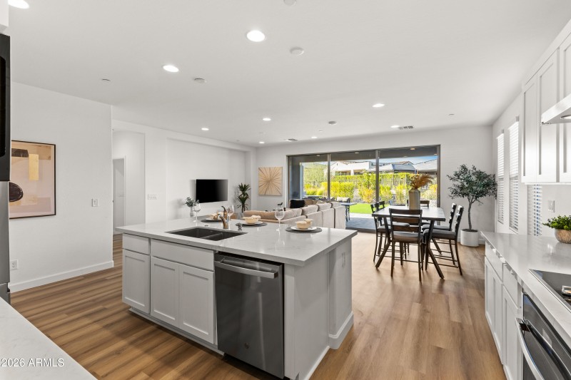 18210 E Massai Pt Dr-17