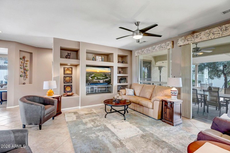 rounders - great room 2