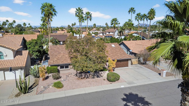 72-web-or-mls-33E Beck Ln