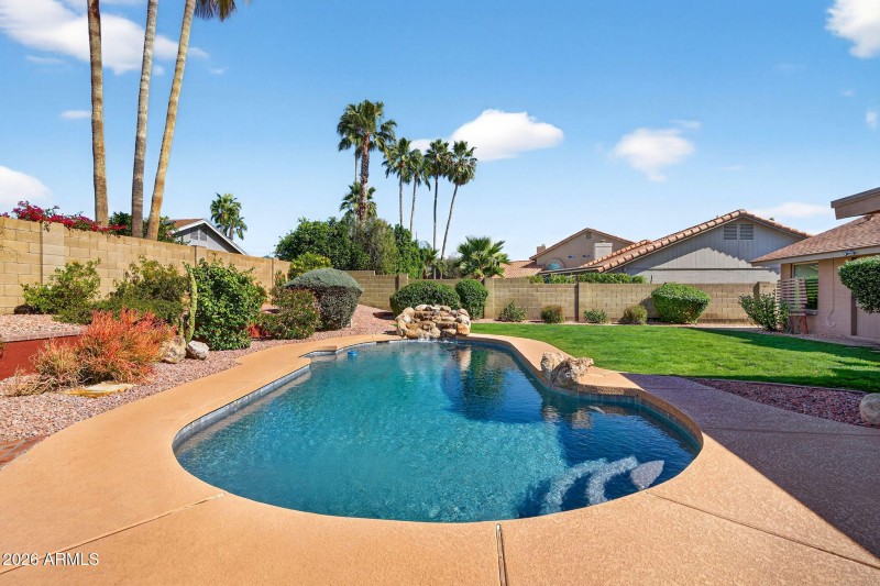 49-web-or-mls-83E Beck Ln