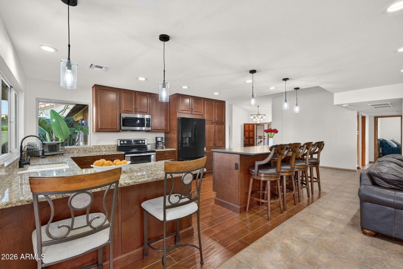 16-web-or-mls-67E Beck Ln