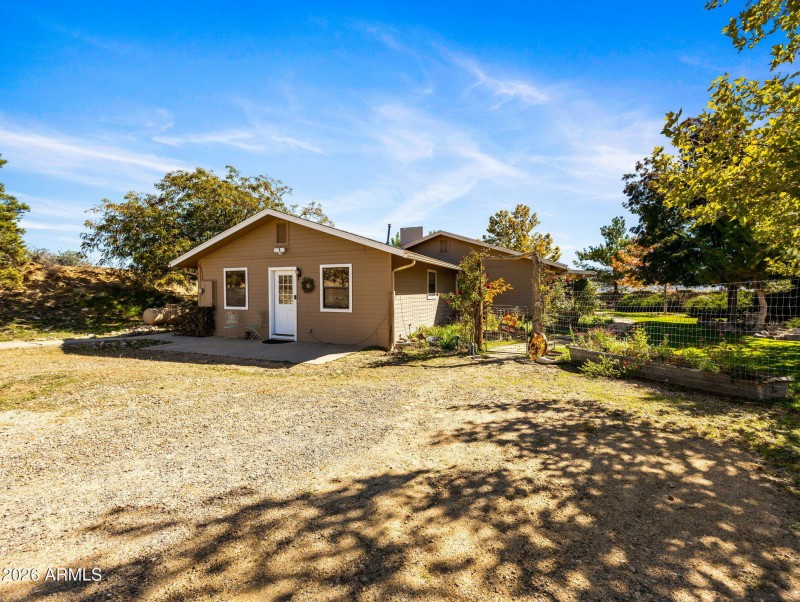 70-web-or-mls-17827 S Tawny Ln-32