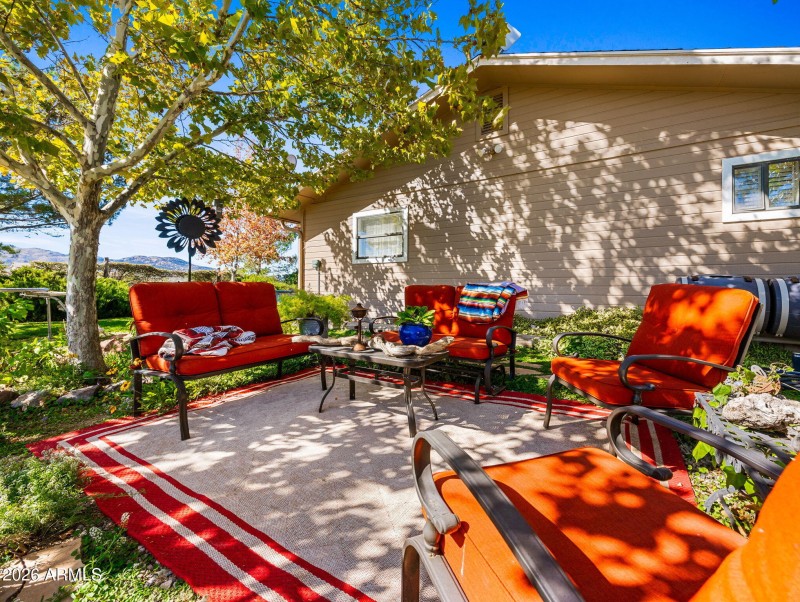 61-web-or-mls-17827 S Tawny Ln-24