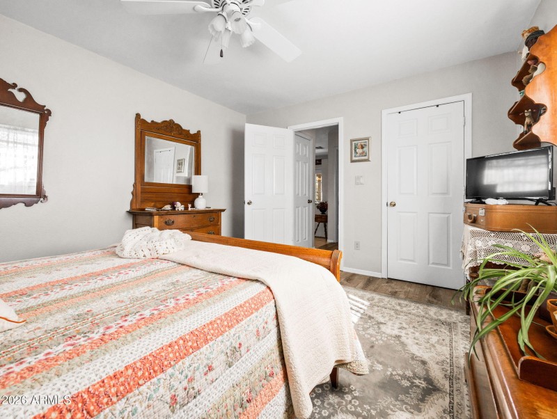 50-web-or-mls-17827 S Tawny Ln-80