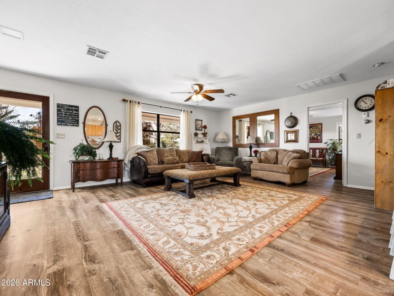 28-web-or-mls-17827 S Tawny Ln-58