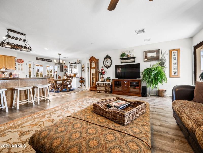 30-web-or-mls-17827 S Tawny Ln-60