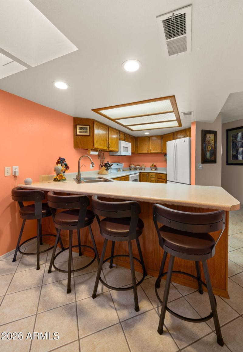 14-web-or-mls-Kitchen3
