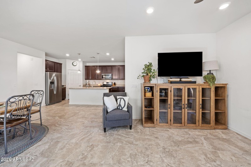 2134 W Ephesus Court