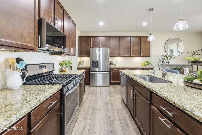 50-web-or-mls-_TM_8235